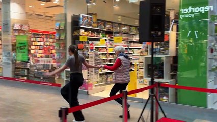 Potańcówka z okazji wiosny. DJ Wika zagrała we Wzorcowni Włocławek