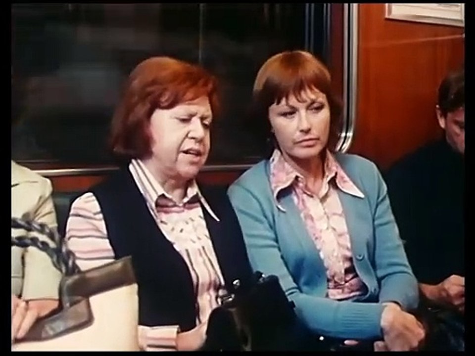 Drei Damen vom Grill - Ganze Serie - Staffel 1/Folge 2 'Hürdenlauf' - 1979