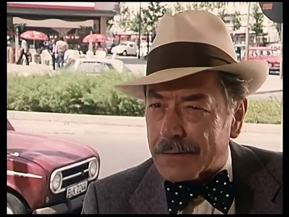 Drei Damen vom Grill - Ganze Serie - Staffel 1/Folge 7  'Kurzschluß' - 1979