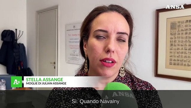 Stella Assange: Julian se non verra' salvato rischia di finire come Navalny