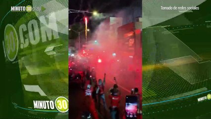 Impresionante recibimiento al Poderoso Los rojos adelantaron la alborada en Ditaires para recibir al DIM