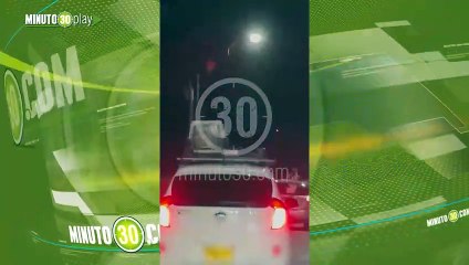 Si el perrito va en un guacal Por qué no lo llevan dentro del carro. Sucedió en Rionegro