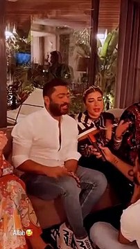 تامر حسني يغني مع أصالة في حفل إفطار جماعي لمي عمر ومحمد سامي