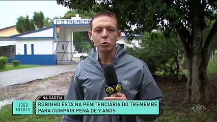 Robinho é levado para penitenciária do Tremembé e passará um tempo em cela isolada