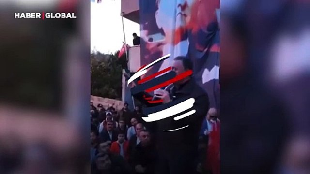 Hatay Büyükşehir Belediye Başkanı Lütfü Savaş'a konuşma yaptığı esnada saldırı