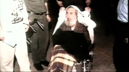 قذيفة الياسين تخلد ذكرى مؤسس حماس بعد 20 عاما من استشهاده