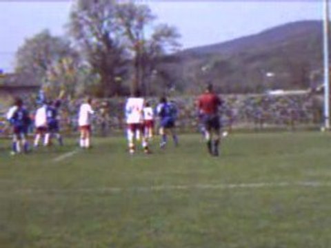 Usr salaise coup franc juju