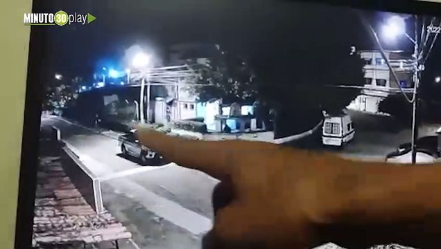 Quedó grabado el momento en el que atacaron la estación de Policía de Chigorodó