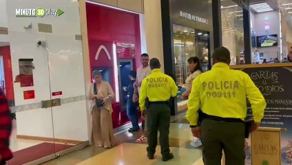 Siempre presentes acompañamos sus compras en Navid