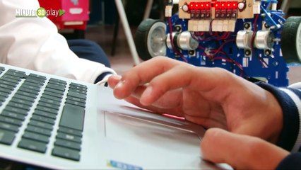 Docentes buscan adaptarse al paso de la aulas a la virtualidad