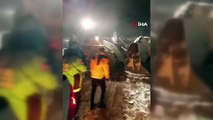 Fırtınada mahsur kalan arıza ekipleri kurtarıldı