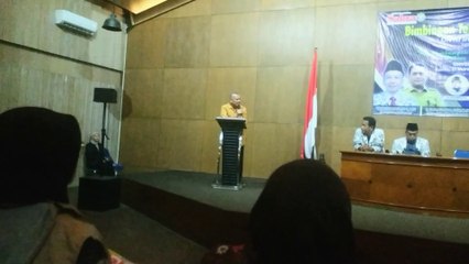 Pemaparan dari Rektor Universitas Pramitha dalam Workshop Menulis