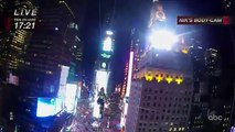 Wallendas safely cross Times Square on high wire