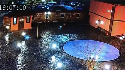 Çekçek araba ile klima ünitesi çalan hırsızların sonu cezaevi oldu