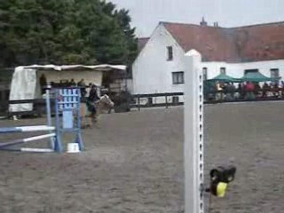 MOV03040