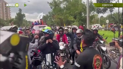 MinTransporte se fue de parrillero al terminar reunión con motociclistas en Bogotá