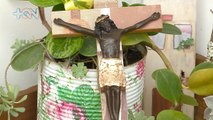 Madera del Santuario en Alajuelita se transforma en hermosos crucifijos qn-Madera del Santuario en A