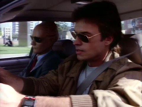 Serie: Nación Alienígena 1988 - Episodio 03 - Little Lost Lamb - Fountain Of Youth - Español Latino - Alien Nation 1988