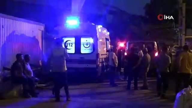 İzmir'de beton mikseri, metro inşaat alanına uçtu: Sürücü hayatını kaybetti