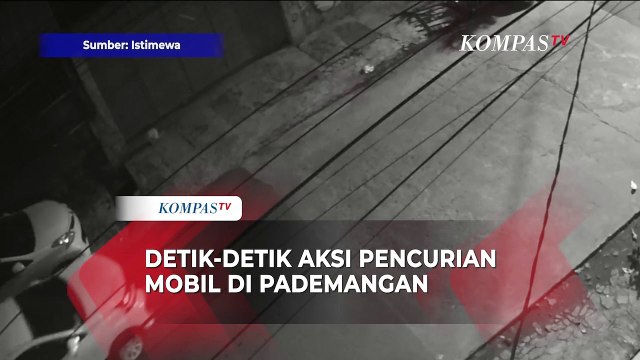 CCTV Detik-detik Aksi Pencurian Mobil di Pademangan, Sempat Oprek Kolong Mobil