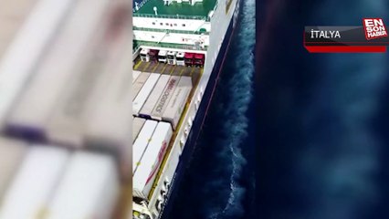 İtalyan özel kuvvetleri, kaçak göçmenlerin alıkoyduğu Türk gemisini kurtardı