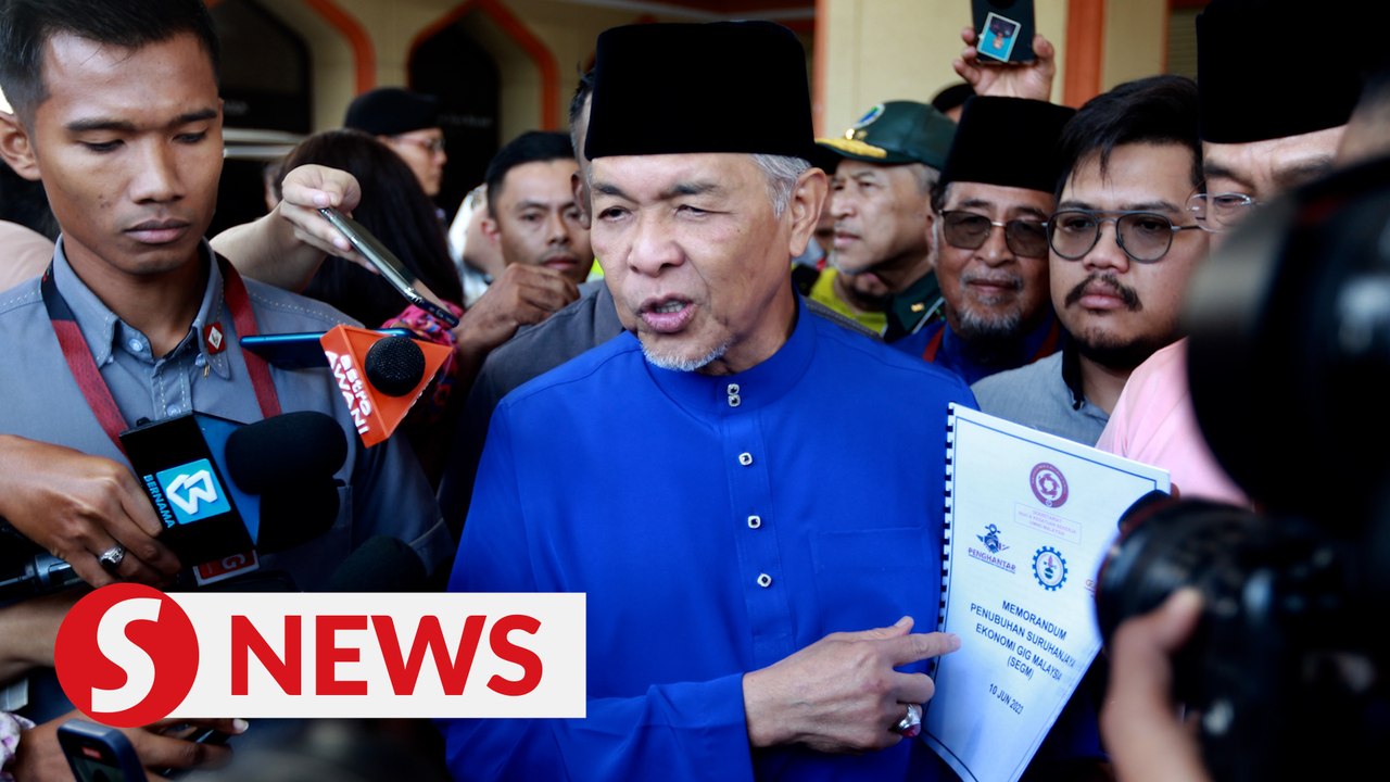 Umno champions welfare of local gig workers, says Ahmad Zahid