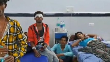 छतरपुर: भीषण टक्कर में उड़े बाइक के परखच्चे,खून से सन गयी सड़क