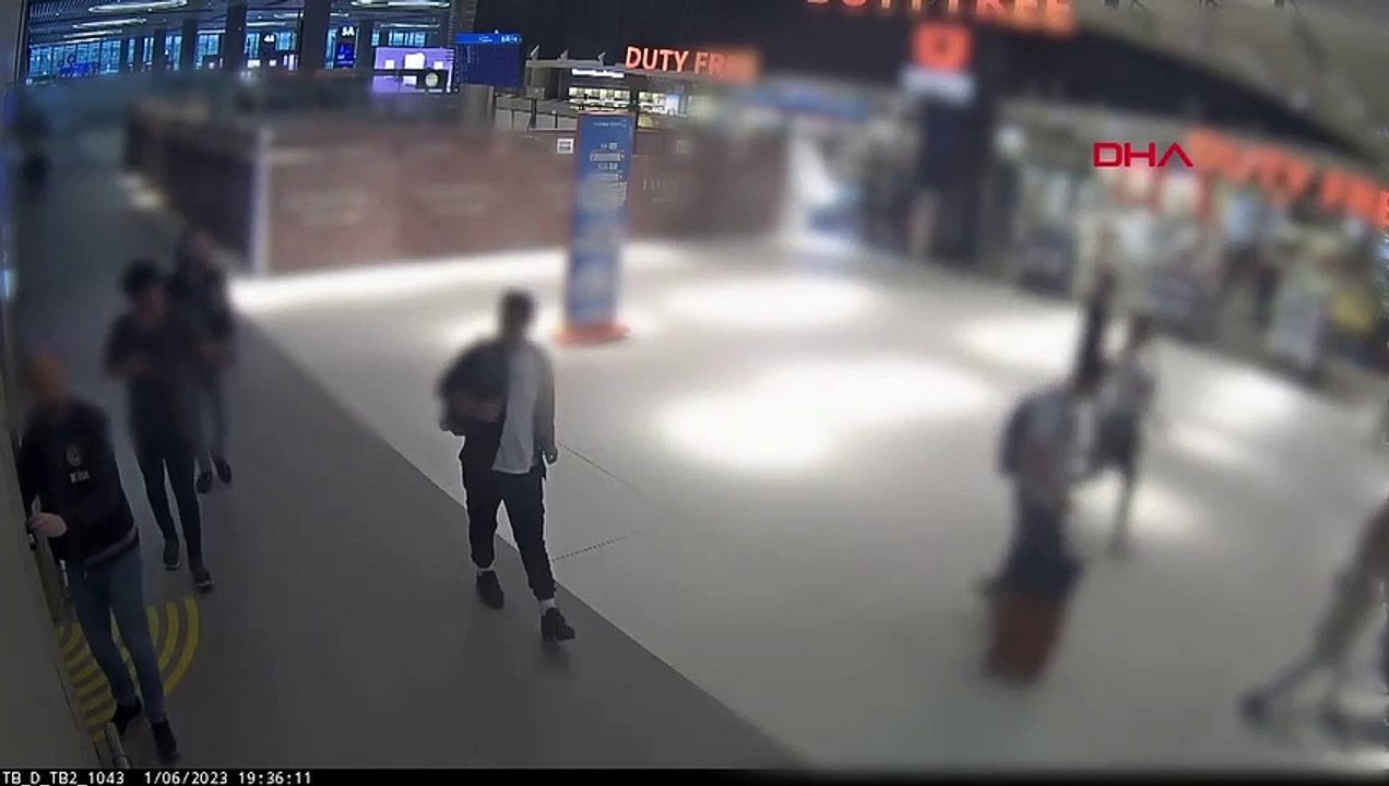 İstanbul Havalimanı'nda kuryelik yapan yolcunun midesinde 820 gram kokain ele geçirildi