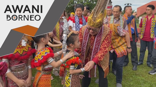 Kaedah pemasaran digital mampu perkenal busana Iban ke mata dunia