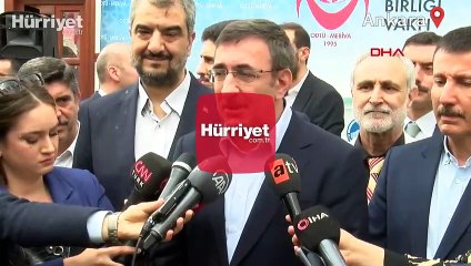 下载视频: Cumhurbaşkanı Yardımcısı Cevdet Yılmaz'dan asgari ücret açıklaması