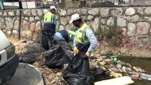 Hatay Büyükşehir Belediyesi Sahil Temizliği Çalışmalarına Devam Ediyor