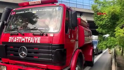 Un incendie se déclare dans une tente et une caserne à Beşiktaş