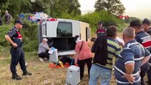 Le minibus se rendant au mariage à Çanakkale s'est écrasé： 3 blessés
