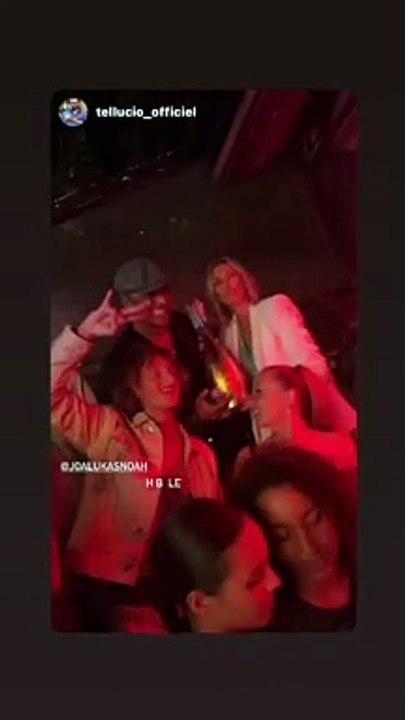 Joalukas Noah a fêté ses 19 ans le 9 juin 2023 en présence de nombreux amis et de sa famille. Ses parents Yannick Noah et Isabelle Camus étaient là.