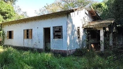 TUDO ERA PROIBIDO NA CASA ABANDONADA DOS DESENHOS