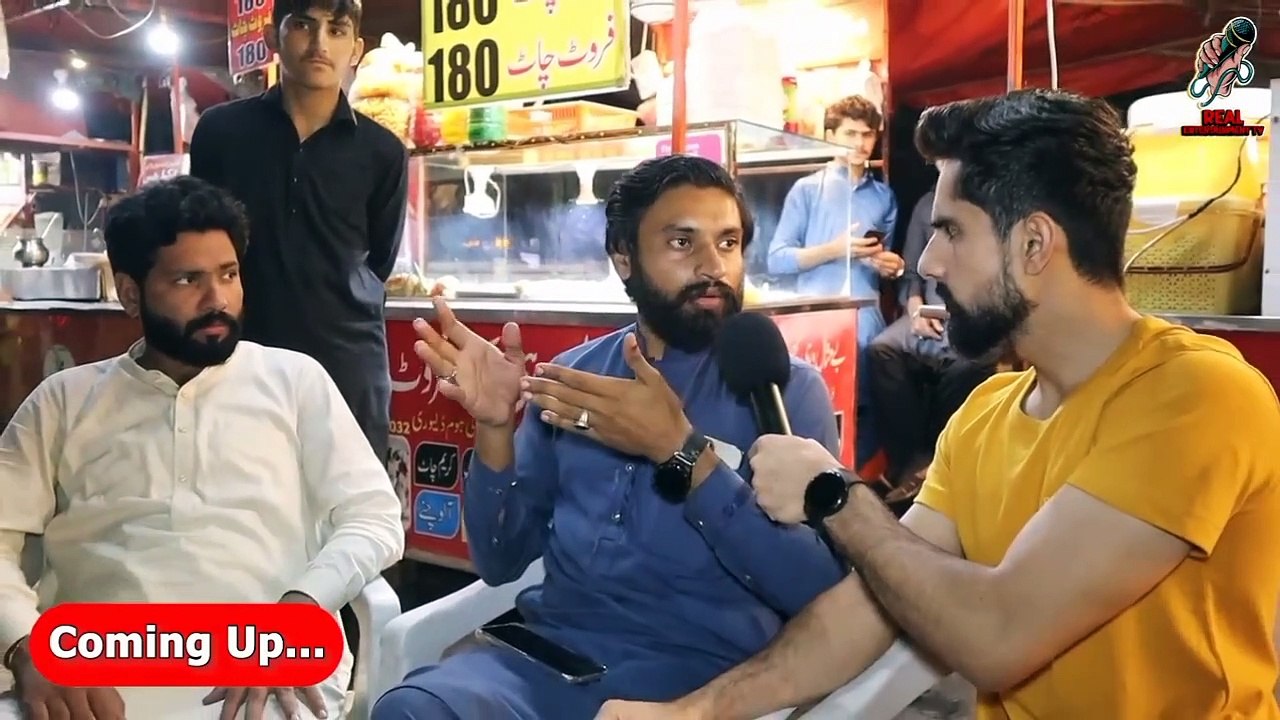 PAKISTANI SPOTS INDIA FLAG IN SYDNEY VIRAL VIDEO ABOUT INDIA & _PM MODI BOSS_ _ PAK PUBLIC REACTION