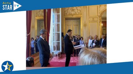 Arthur décoré par Nicolas Sarkozy : nombreuses personnalités présentes, un invité relève un détail c