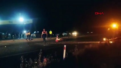 Une personne est décédée dans une voiture qui est entrée en collision avec un tracteur à Adıyaman