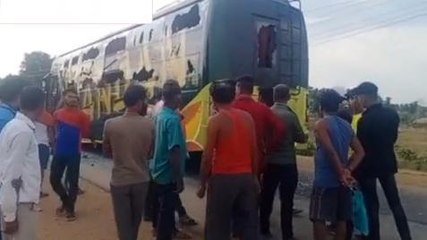 बालाघाट: बस पर बदमाशों ने किया पथराव, यात्रियों में फ़ैली दहशत,देखें खबर