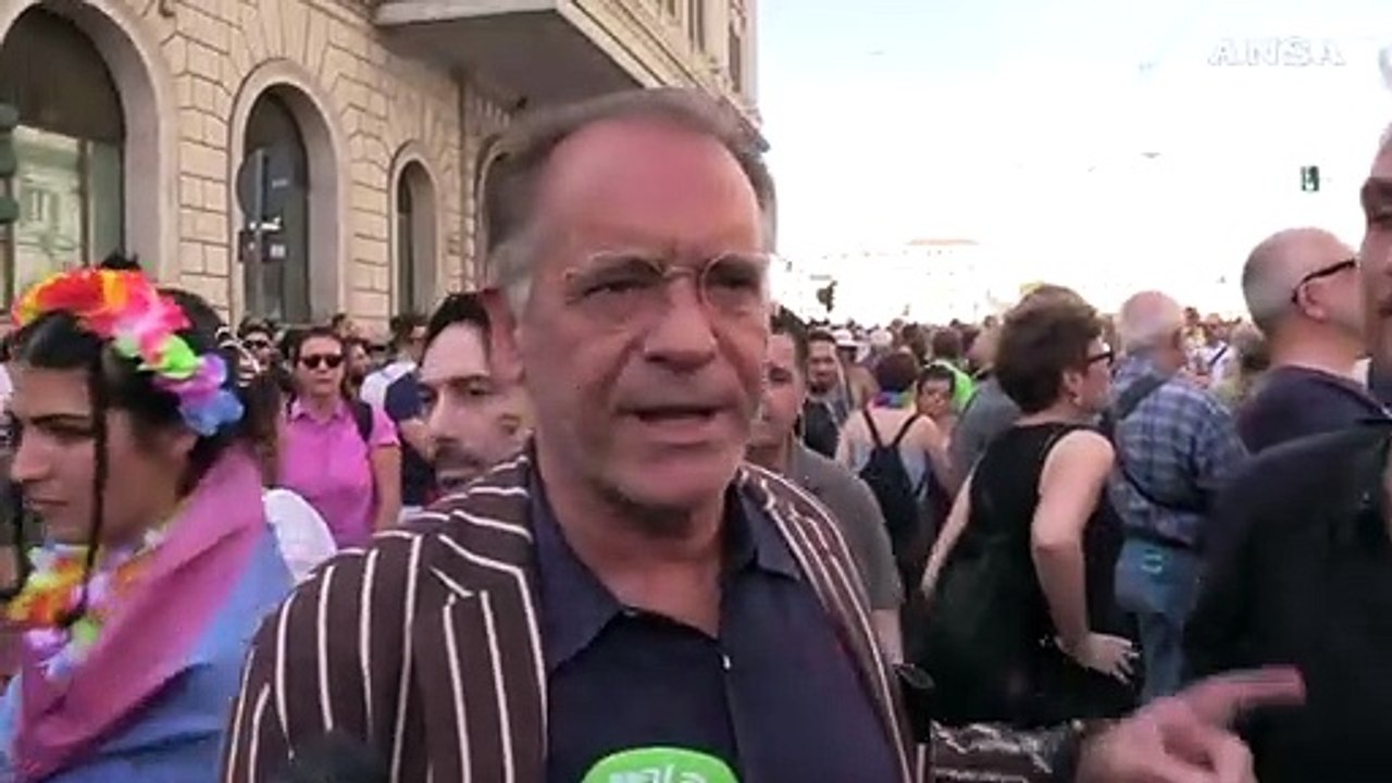 Pride Roma, Cecchi Paone: "Regione Lazio non degna, importante presentarsi come coppia oggi"