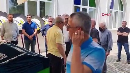 La mère de Mete Belovacıklı, Sevim Belovacıklı, a été enterrée