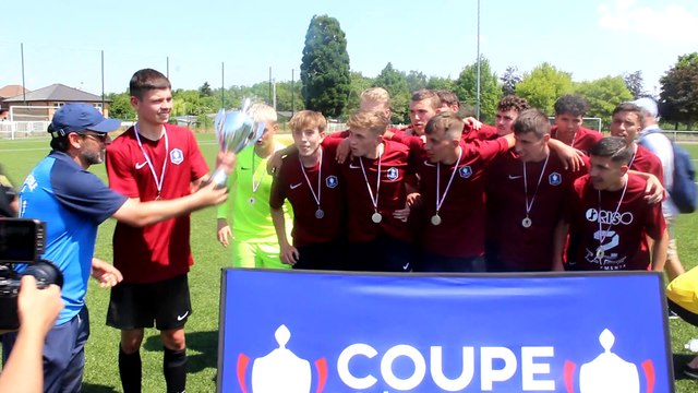 Aulnoy vainqueur de Quarouble chez les 18 ans en coupe de l'Escaut ce dimanche matin, au stade des Navarres d'Aniche