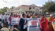 Hundreds of teachers gathered to demand restoration of old pension, su
