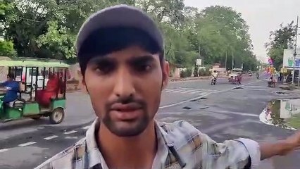 युवक से मोबाइल छीनकर भागे लुटेरे,,,देखें वीडियो