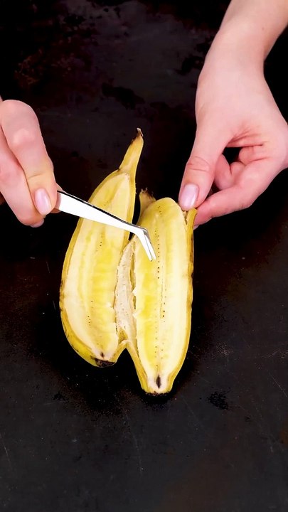 Menanam buah pisang