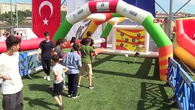 İmamoğlu a assisté à la cérémonie de remise des diplômes des étudiants des ateliers de cours et des ateliers technologiques İBB