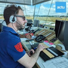 Ces contrôleurs aériens viennent de toute la France pour surveille le trafic de l'aéroport durant les 24 H du Mans