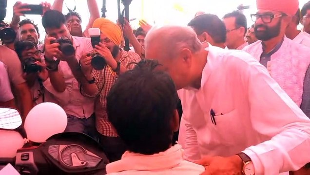 राजस्थान के मुख्यमंत्री अशोक गहलोत ने किया 672.50 करोड़ रुपए के विकास कार्यों का शिलान्यास