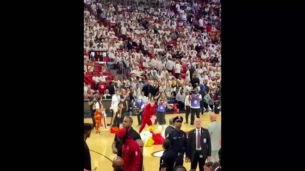 Conor McGregor knocks out Miami Heat mascot and sends him to hospital