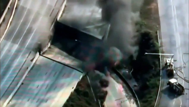 Dans l'État américain de Philadelphie, un camion-citerne chargé de carburant a explosé, la route s'est effondrée